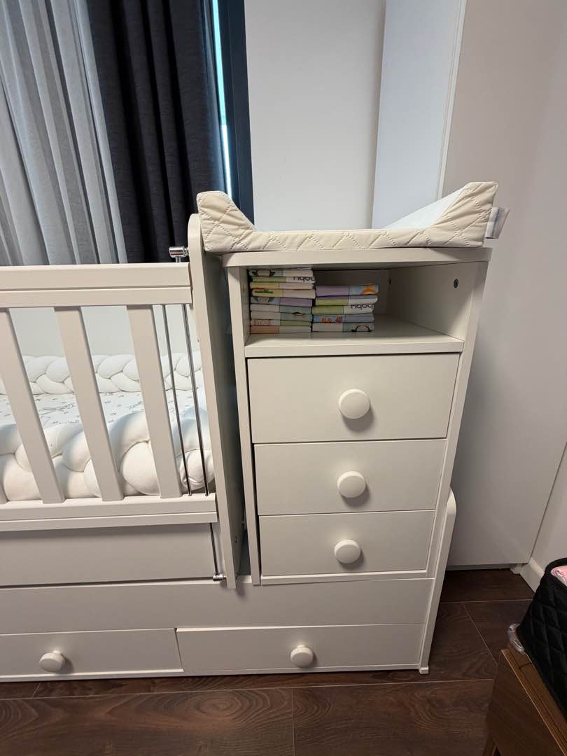 Bebek Beşiği ( Yatağı ve kenar koruyucusuyka verilecektir.) 2