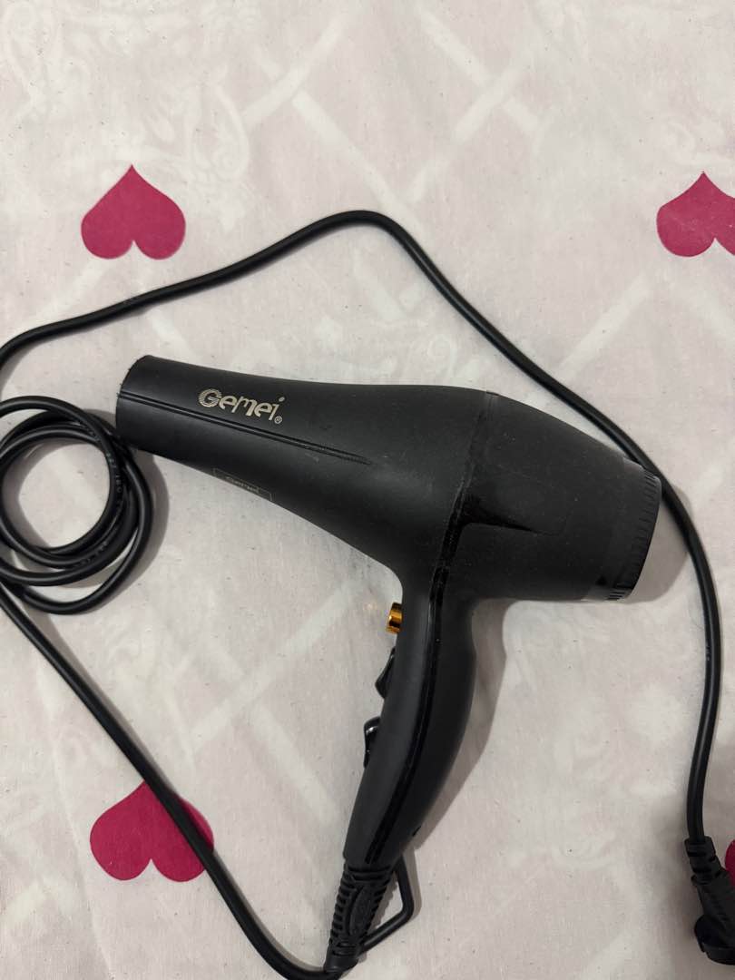 saç kurutma makinası